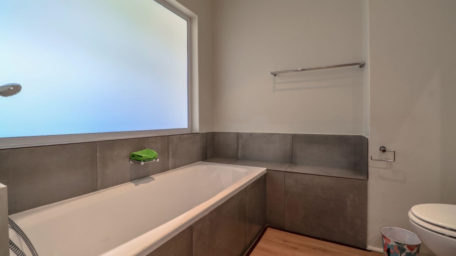 2 Bedroom Property for Sale in Herolds Bay Western Cape